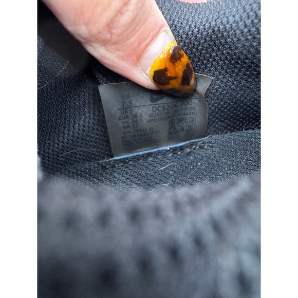 NIKE Air Max Up leopard-print low-top trainers - Picture 5 of 5